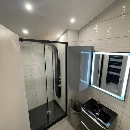 1st Floor In With Private Garage * Morzine